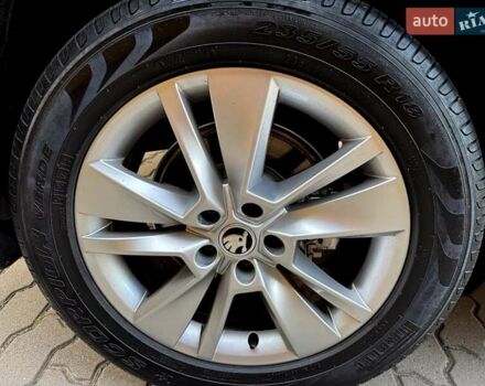 Белый Шкода Kodiaq, объемом двигателя 1.97 л и пробегом 82 тыс. км за 31900 $, фото 68 на Automoto.ua