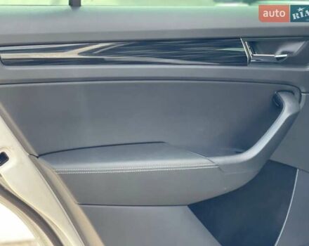 Шкода Kodiaq 2020 в Ужгороде на Automoto.ua Белый Шкода Kodiaq, объемом двигателя 1.97 л и пробегом 267 тыс. км за 26800 $, фото 37 на Automoto.ua