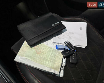 Белый Шкода Kodiaq, объемом двигателя 2 л и пробегом 195 тыс. км за 34999 $, фото 66 на Automoto.ua