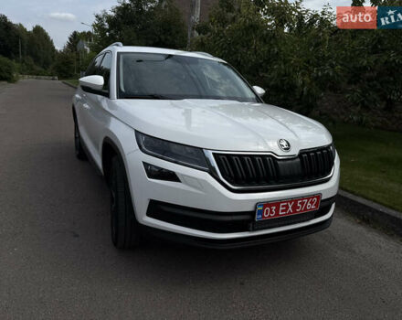 Белый Шкода Kodiaq, объемом двигателя 1.97 л и пробегом 270 тыс. км за 27999 $, фото 12 на Automoto.ua