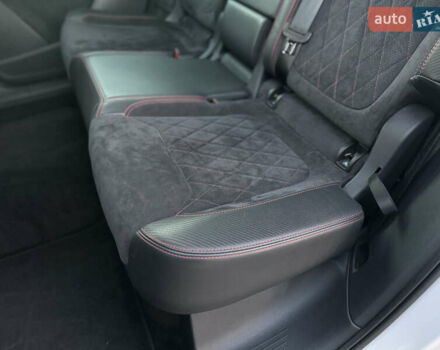 Белый Шкода Kodiaq, объемом двигателя 2 л и пробегом 195 тыс. км за 34999 $, фото 37 на Automoto.ua