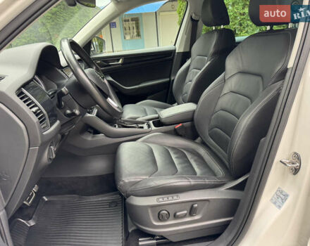 Белый Шкода Kodiaq, объемом двигателя 1.97 л и пробегом 237 тыс. км за 26500 $, фото 34 на Automoto.ua