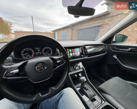 Белый Шкода Kodiaq, объемом двигателя 1.98 л и пробегом 232 тыс. км за 23000 $, фото 13 на Automoto.ua