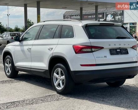 Шкода Kodiaq 2020 в Ужгороде на Automoto.ua Белый Шкода Kodiaq, объемом двигателя 1.97 л и пробегом 267 тыс. км за 26800 $, фото 15 на Automoto.ua