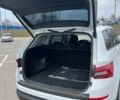 Білий Шкода Kodiaq, об'ємом двигуна 1.98 л та пробігом 150 тис. км за 24300 $, фото 29 на Automoto.ua