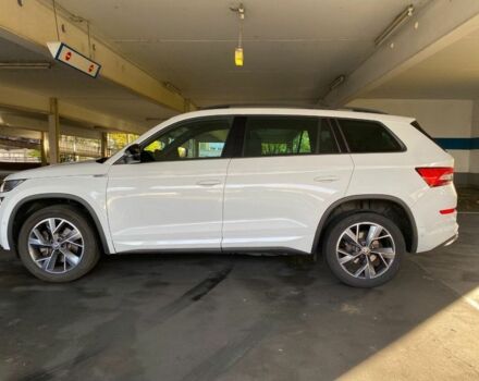 Шкода Kodiaq 2020 у Ужгороді на Automoto.ua Білий Шкода Kodiaq, об'ємом двигуна 2 л та пробігом 155 тис. км за 20960 $, фото 1 на Automoto.ua