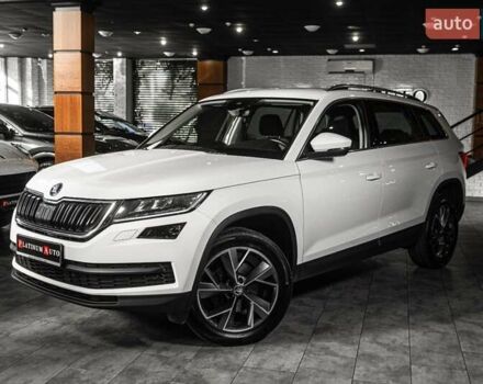 Белый Шкода Kodiaq, объемом двигателя 1.97 л и пробегом 202 тыс. км за 29900 $, фото 59 на Automoto.ua