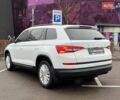 Білий Шкода Kodiaq, об'ємом двигуна 1.98 л та пробігом 75 тис. км за 29490 $, фото 4 на Automoto.ua