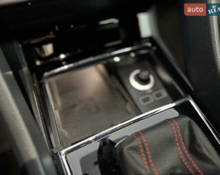 Белый Шкода Kodiaq, объемом двигателя 2 л и пробегом 195 тыс. км за 34999 $, фото 65 на Automoto.ua