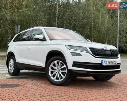 Белый Шкода Kodiaq, объемом двигателя 1.98 л и пробегом 56 тыс. км за 30500 $, фото 35 на Automoto.ua