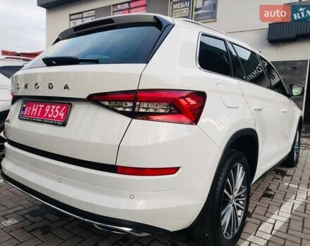 Білий Шкода Kodiaq, об'ємом двигуна 1.97 л та пробігом 190 тис. км за 30950 $, фото 11 на Automoto.ua