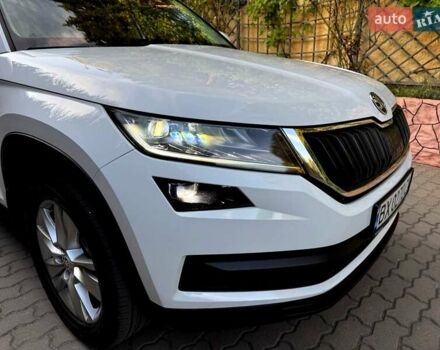 Белый Шкода Kodiaq, объемом двигателя 1.97 л и пробегом 82 тыс. км за 31900 $, фото 13 на Automoto.ua