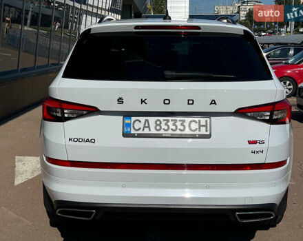 Білий Шкода Kodiaq, об'ємом двигуна 2 л та пробігом 122 тис. км за 39800 $, фото 5 на Automoto.ua