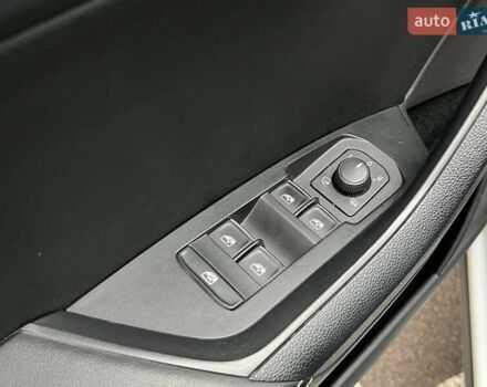 Білий Шкода Kodiaq, об'ємом двигуна 1.98 л та пробігом 75 тис. км за 29490 $, фото 13 на Automoto.ua