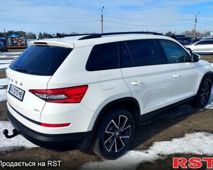 Білий Шкода Kodiaq, об'ємом двигуна 2 л та пробігом 180 тис. км за 21900 $, фото 2 на Automoto.ua