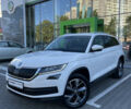 Белый Шкода Kodiaq, объемом двигателя 1.97 л и пробегом 200 тыс. км за 27500 $, фото 1 на Automoto.ua