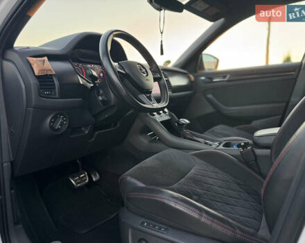 Белый Шкода Kodiaq, объемом двигателя 2 л и пробегом 195 тыс. км за 34999 $, фото 31 на Automoto.ua
