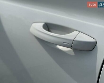 Шкода Kodiaq 2020 в Ужгороде на Automoto.ua Белый Шкода Kodiaq, объемом двигателя 1.97 л и пробегом 267 тыс. км за 26800 $, фото 12 на Automoto.ua