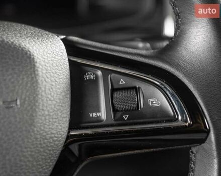 Белый Шкода Kodiaq, объемом двигателя 1.97 л и пробегом 202 тыс. км за 29900 $, фото 23 на Automoto.ua