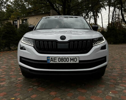 Белый Шкода Kodiaq, объемом двигателя 1.98 л и пробегом 113 тыс. км за 32000 $, фото 2 на Automoto.ua