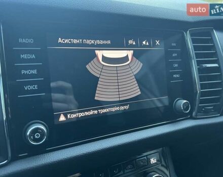 Белый Шкода Kodiaq, объемом двигателя 1.97 л и пробегом 219 тыс. км за 26200 $, фото 31 на Automoto.ua