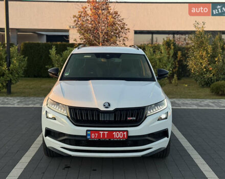 Белый Шкода Kodiaq, объемом двигателя 2 л и пробегом 195 тыс. км за 34999 $, фото 1 на Automoto.ua