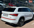Білий Шкода Kodiaq, об'ємом двигуна 2 л та пробігом 122 тис. км за 39800 $, фото 3 на Automoto.ua