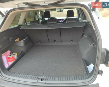 Белый Шкода Kodiaq, объемом двигателя 1.98 л и пробегом 74 тыс. км за 29500 $, фото 24 на Automoto.ua