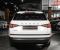 Белый Шкода Kodiaq, объемом двигателя 1.97 л и пробегом 202 тыс. км за 29900 $, фото 38 на Automoto.ua