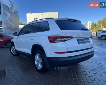 Белый Шкода Kodiaq, объемом двигателя 1.97 л и пробегом 219 тыс. км за 26200 $, фото 11 на Automoto.ua