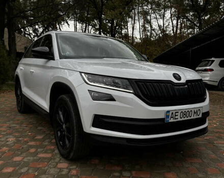 Белый Шкода Kodiaq, объемом двигателя 1.98 л и пробегом 113 тыс. км за 32000 $, фото 1 на Automoto.ua