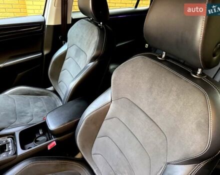 Белый Шкода Kodiaq, объемом двигателя 1.97 л и пробегом 82 тыс. км за 31900 $, фото 38 на Automoto.ua