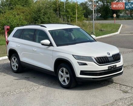 Шкода Kodiaq 2020 в Ужгороде на Automoto.ua Белый Шкода Kodiaq, объемом двигателя 1.97 л и пробегом 267 тыс. км за 26800 $, фото 1 на Automoto.ua