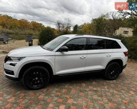 Белый Шкода Kodiaq, объемом двигателя 1.98 л и пробегом 113 тыс. км за 32000 $, фото 9 на Automoto.ua