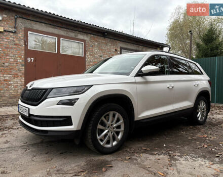 Белый Шкода Kodiaq, объемом двигателя 1.98 л и пробегом 232 тыс. км за 23000 $, фото 29 на Automoto.ua