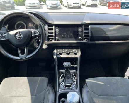 Белый Шкода Kodiaq, объемом двигателя 1.98 л и пробегом 234 тыс. км за 26000 $, фото 10 на Automoto.ua