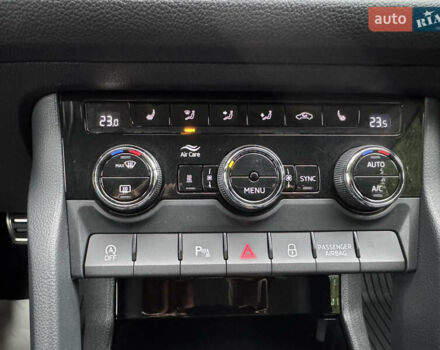 Белый Шкода Kodiaq, объемом двигателя 1.97 л и пробегом 237 тыс. км за 26500 $, фото 53 на Automoto.ua