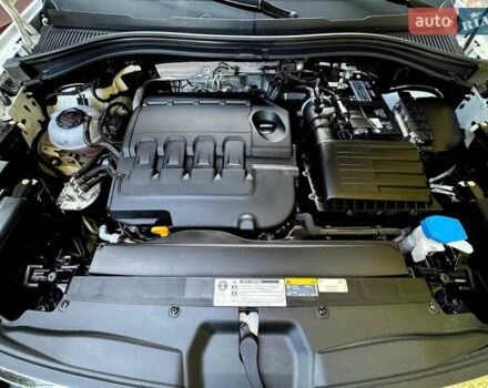 Белый Шкода Kodiaq, объемом двигателя 1.97 л и пробегом 82 тыс. км за 31900 $, фото 63 на Automoto.ua