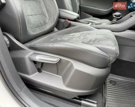 Белый Шкода Kodiaq, объемом двигателя 1.98 л и пробегом 56 тыс. км за 30500 $, фото 96 на Automoto.ua