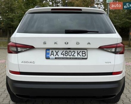 Белый Шкода Kodiaq, объемом двигателя 1.98 л и пробегом 56 тыс. км за 30500 $, фото 24 на Automoto.ua