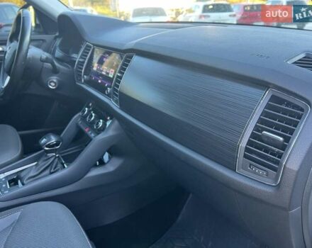 Белый Шкода Kodiaq, объемом двигателя 1.97 л и пробегом 219 тыс. км за 26200 $, фото 28 на Automoto.ua