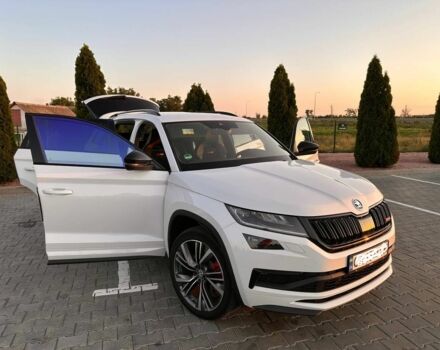 Белый Шкода Kodiaq, объемом двигателя 2 л и пробегом 123 тыс. км за 39000 $, фото 2 на Automoto.ua