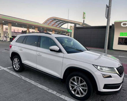 Белый Шкода Kodiaq, объемом двигателя 1.98 л и пробегом 83 тыс. км за 34000 $, фото 2 на Automoto.ua