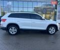 Белый Шкода Kodiaq, объемом двигателя 1.97 л и пробегом 219 тыс. км за 26200 $, фото 4 на Automoto.ua