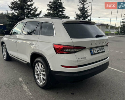 Белый Шкода Kodiaq, объемом двигателя 2 л и пробегом 225 тыс. км за 21800 $, фото 12 на Automoto.ua