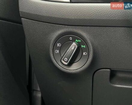 Білий Шкода Kodiaq, об'ємом двигуна 1.98 л та пробігом 75 тис. км за 29490 $, фото 15 на Automoto.ua