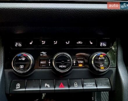 Белый Шкода Kodiaq, объемом двигателя 1.97 л и пробегом 82 тыс. км за 31900 $, фото 55 на Automoto.ua