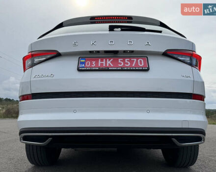 Белый Шкода Kodiaq, объемом двигателя 2 л и пробегом 153 тыс. км за 35600 $, фото 41 на Automoto.ua