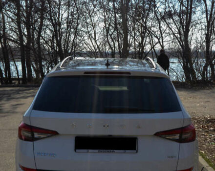 Белый Шкода Kodiaq, объемом двигателя 1.97 л и пробегом 226 тыс. км за 26000 $, фото 3 на Automoto.ua
