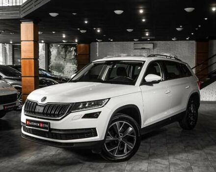 Белый Шкода Kodiaq, объемом двигателя 1.97 л и пробегом 202 тыс. км за 29900 $, фото 49 на Automoto.ua